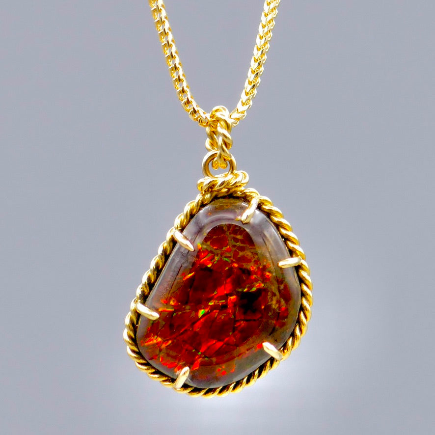 18K Yellow Gold Roped Ammolite Necklace - Red