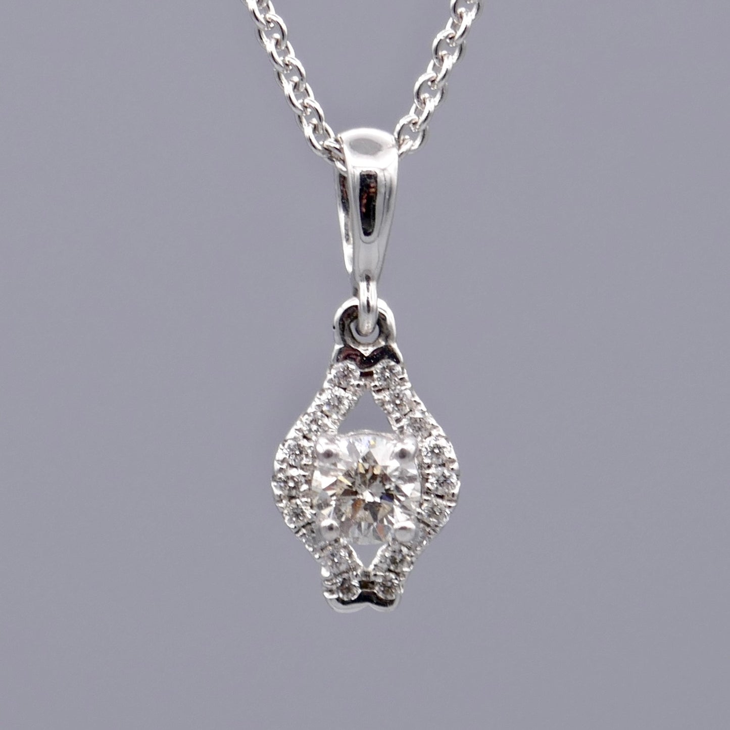 White Gold Necklace w/ Diamonds