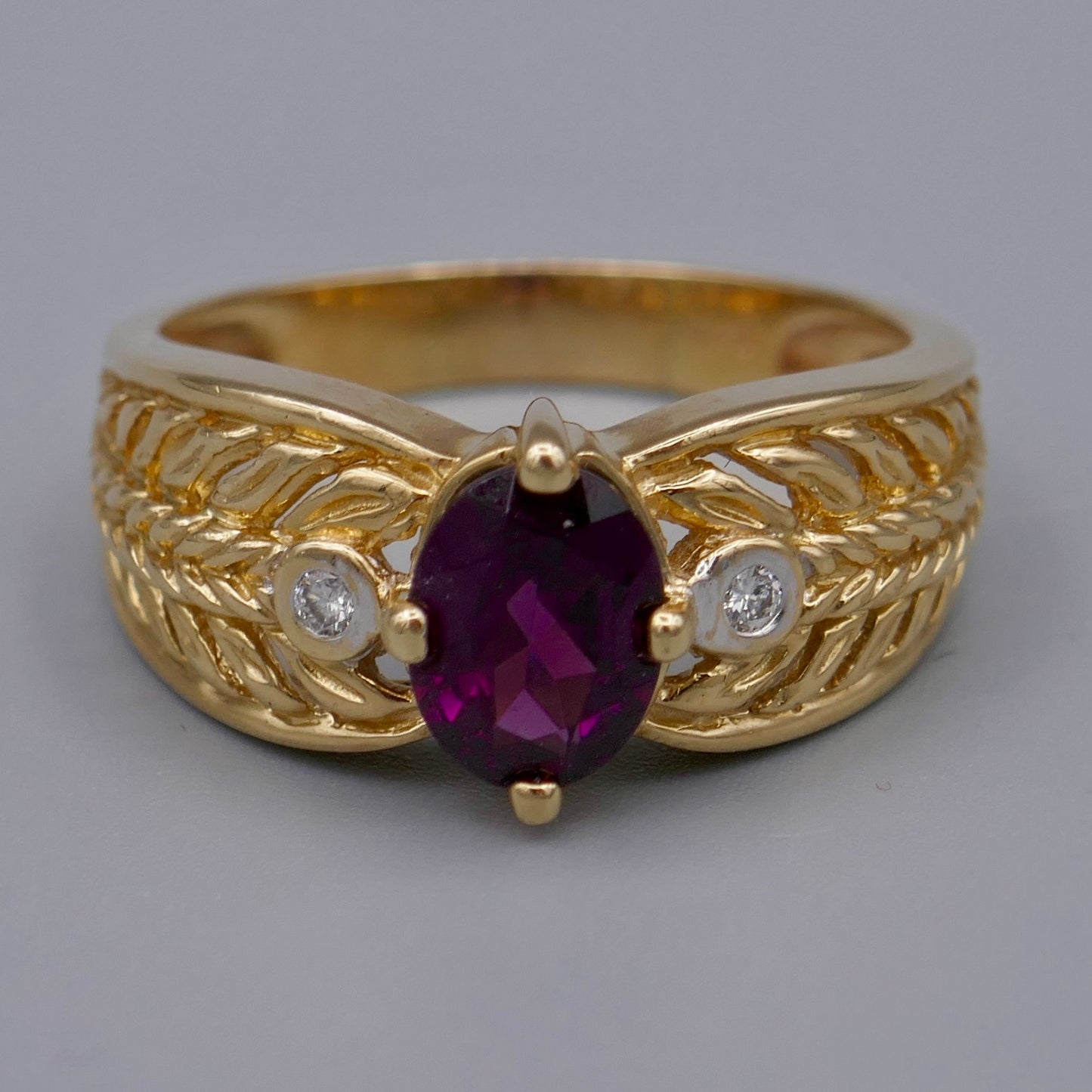 14K Yellow Gold Ring w/ Garnet & Diamonds