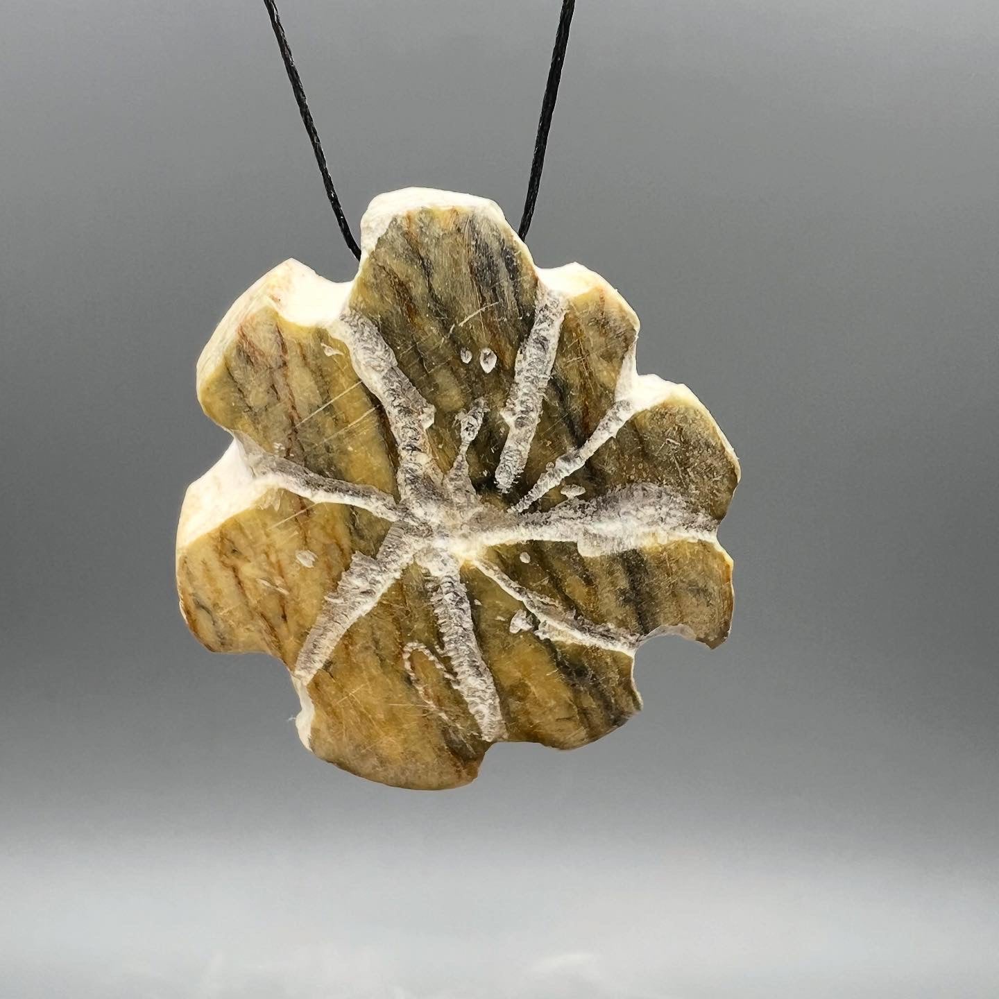 Art Class Pendant ~ 1-2 Hours