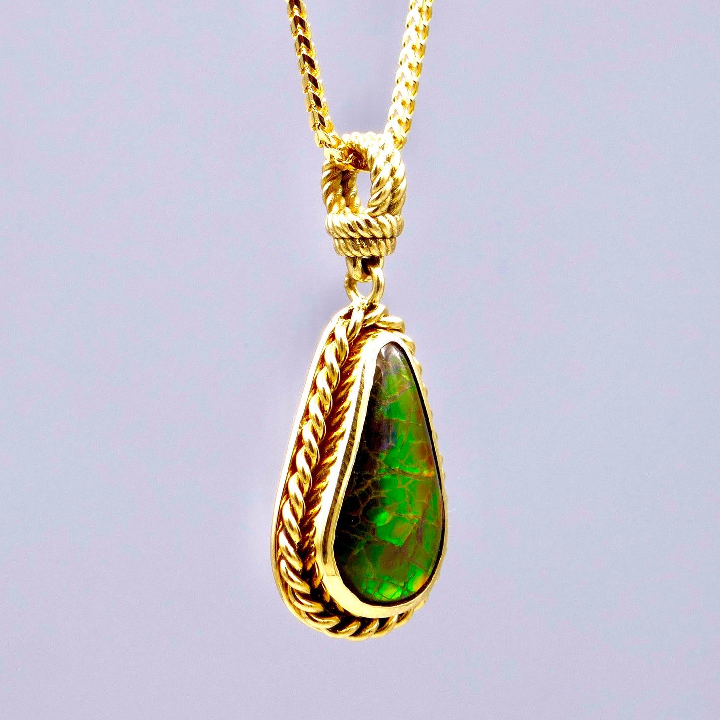18K Yellow Gold Roped Ammolite Necklace - Green & Gold
