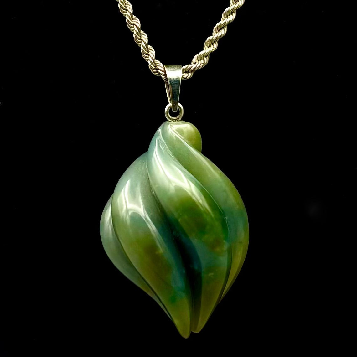Guatemalan Jadeite Necklace w/ Sterling Silver – Guatemalan Jadeite jewellery