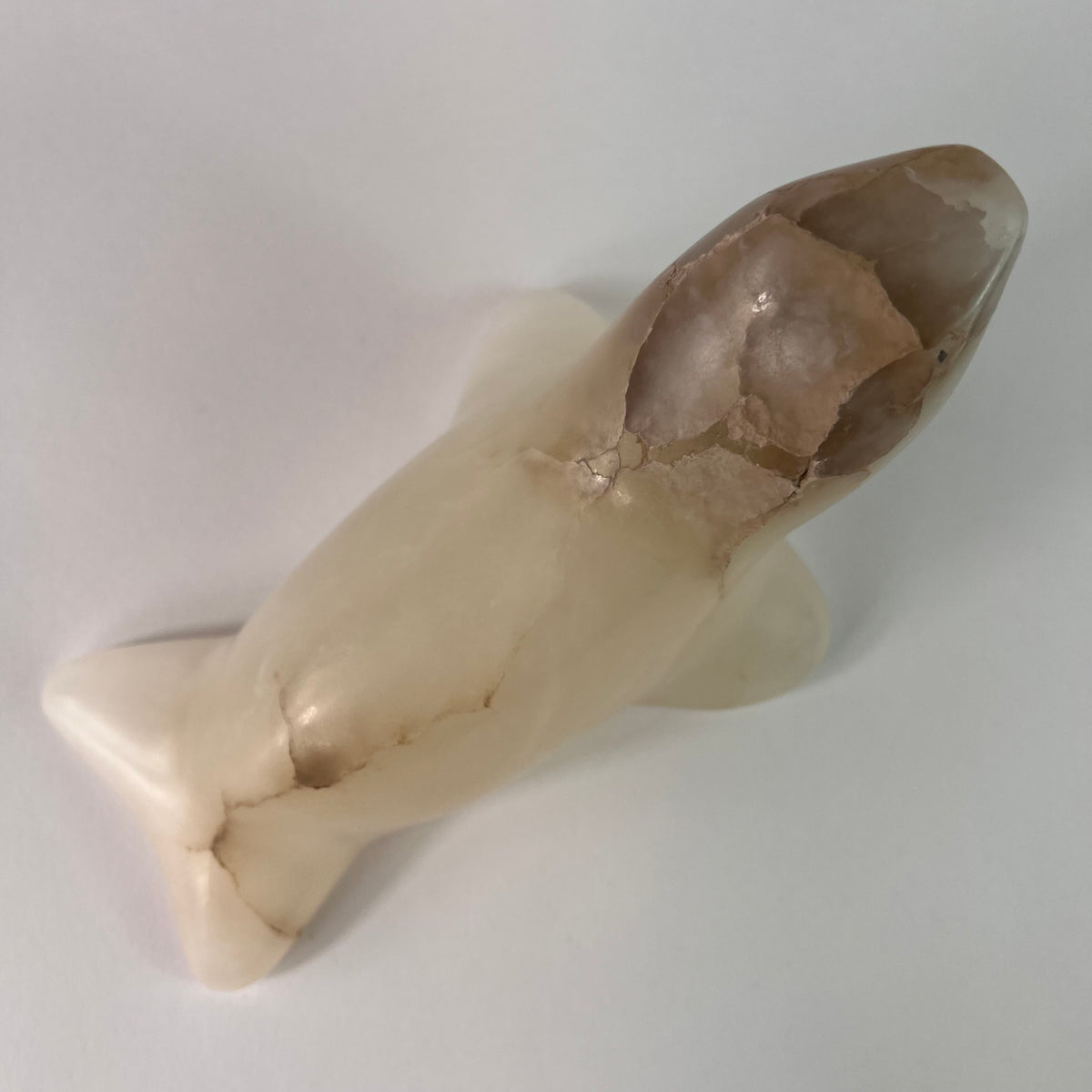 Playful Seal - Alabaster Seal Sculpture – Alabaster wildlife sculpture