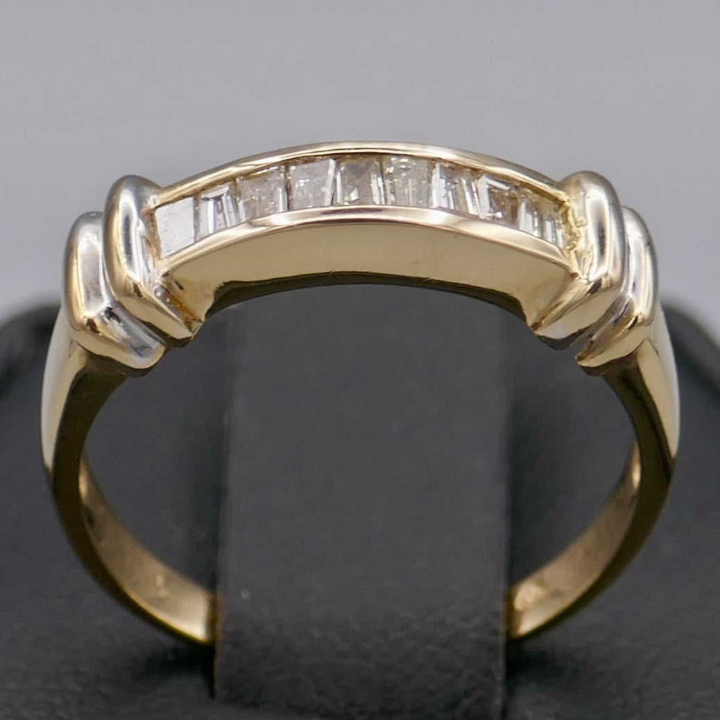 14K Yellow Gold Ring w/ Diamonds