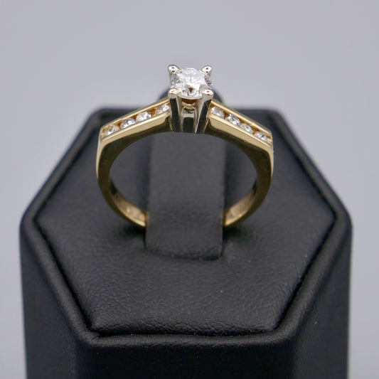 14K Yellow Gold Ring w/ Diamonds