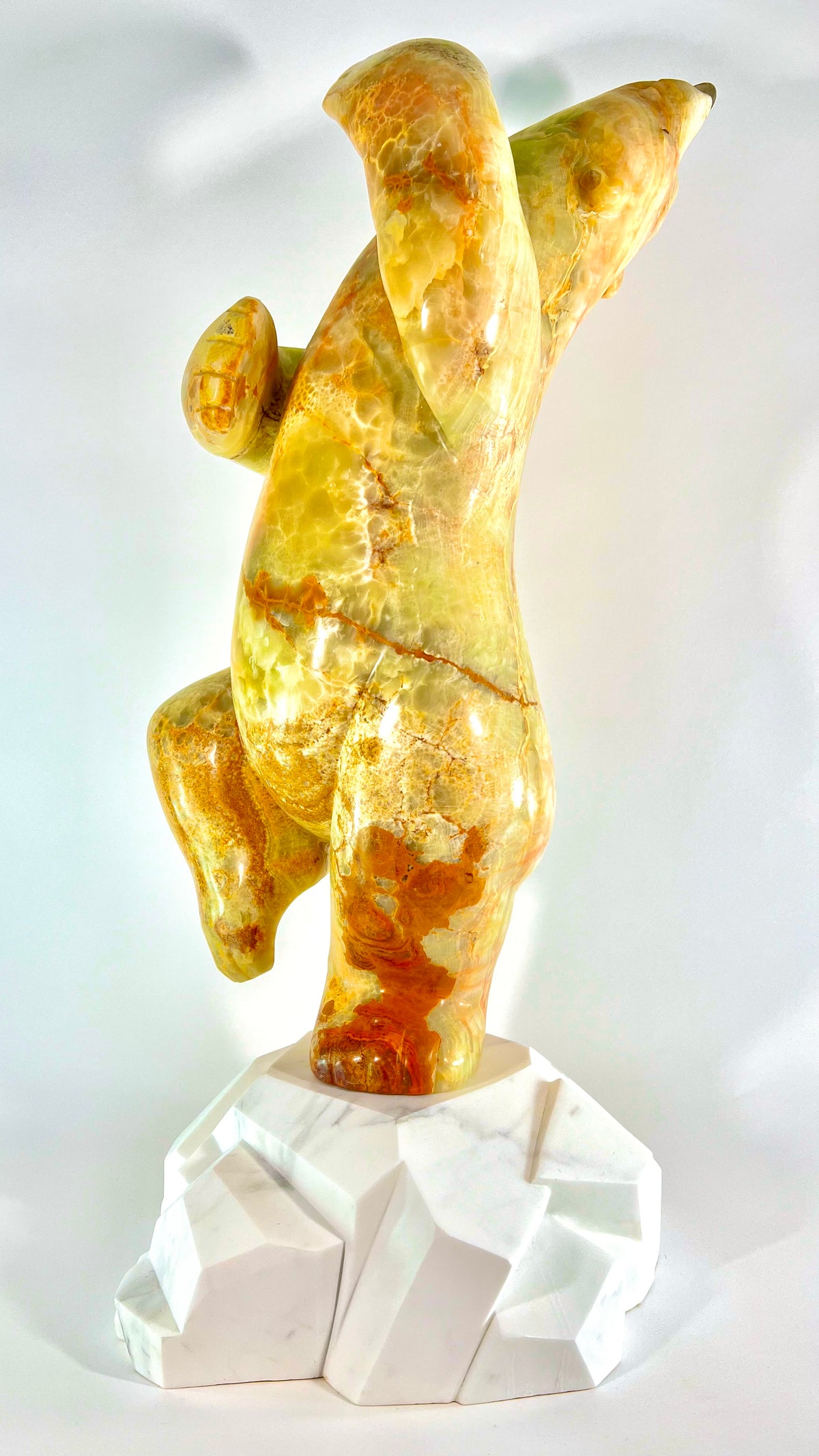 The Last Dance – Caramel Onyx – stone sculpture