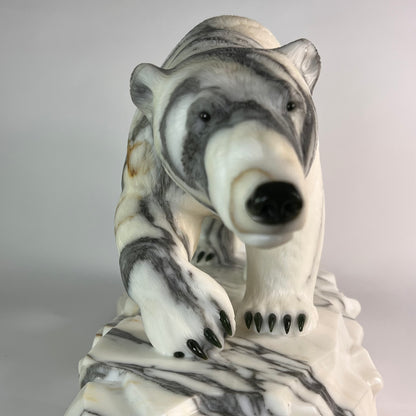 Arctic Pursuit - Limited Edition 28"