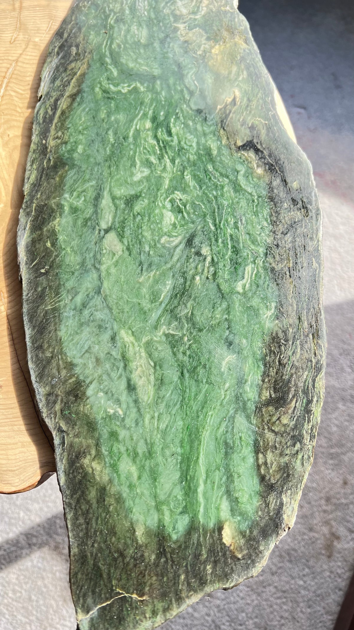 Jade Polished Boulders for Interior/Exterior – stone sculpture