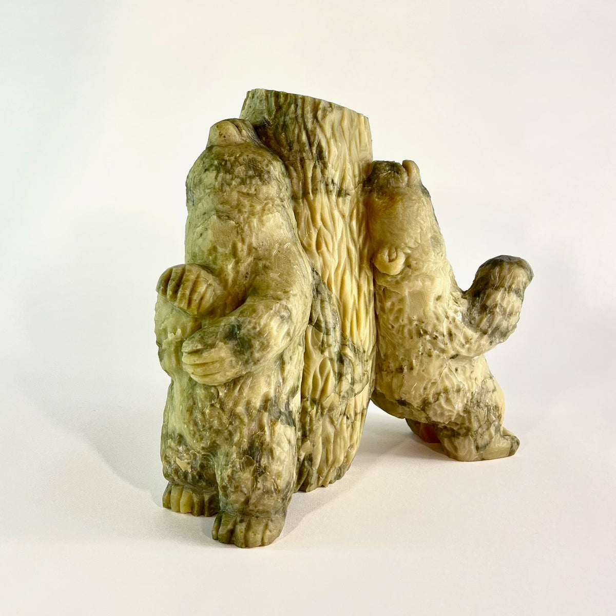 Bear Scratch