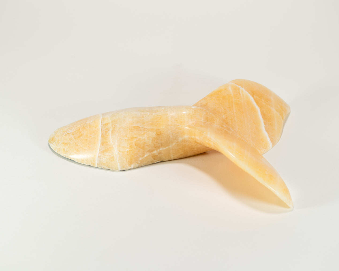 Whale Tail - Golden Onyx