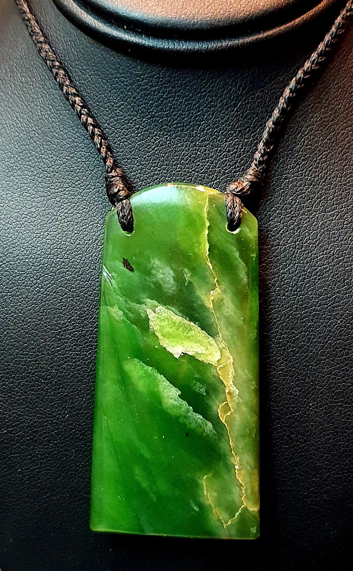 'Ripple' Toki (Russian jade) Pendant – jewellery