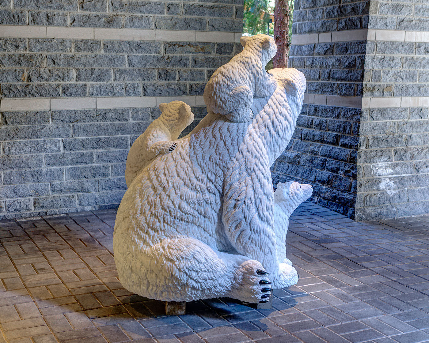 White Gold - 5' Life Size Polar Bear