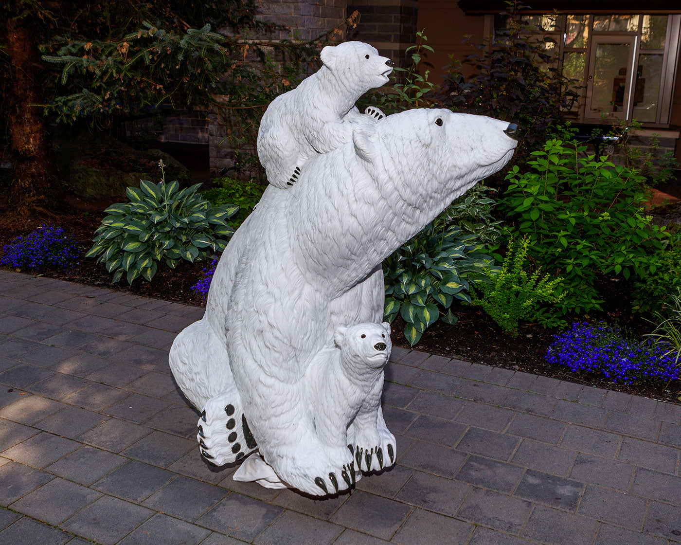 White Gold - 5' Life Size Polar Bear