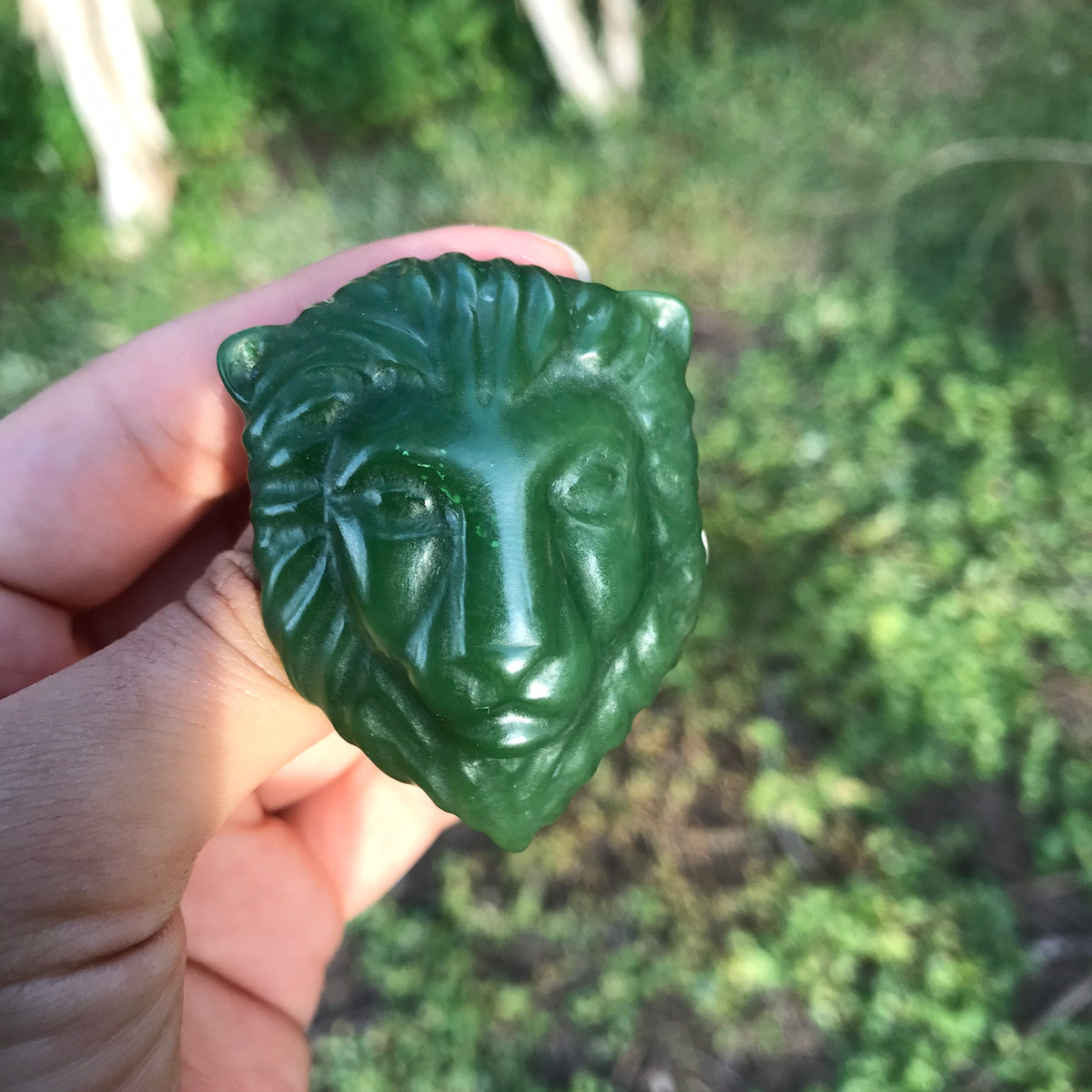 'Pride' lion pendant (Canadian jade) – jewellery
