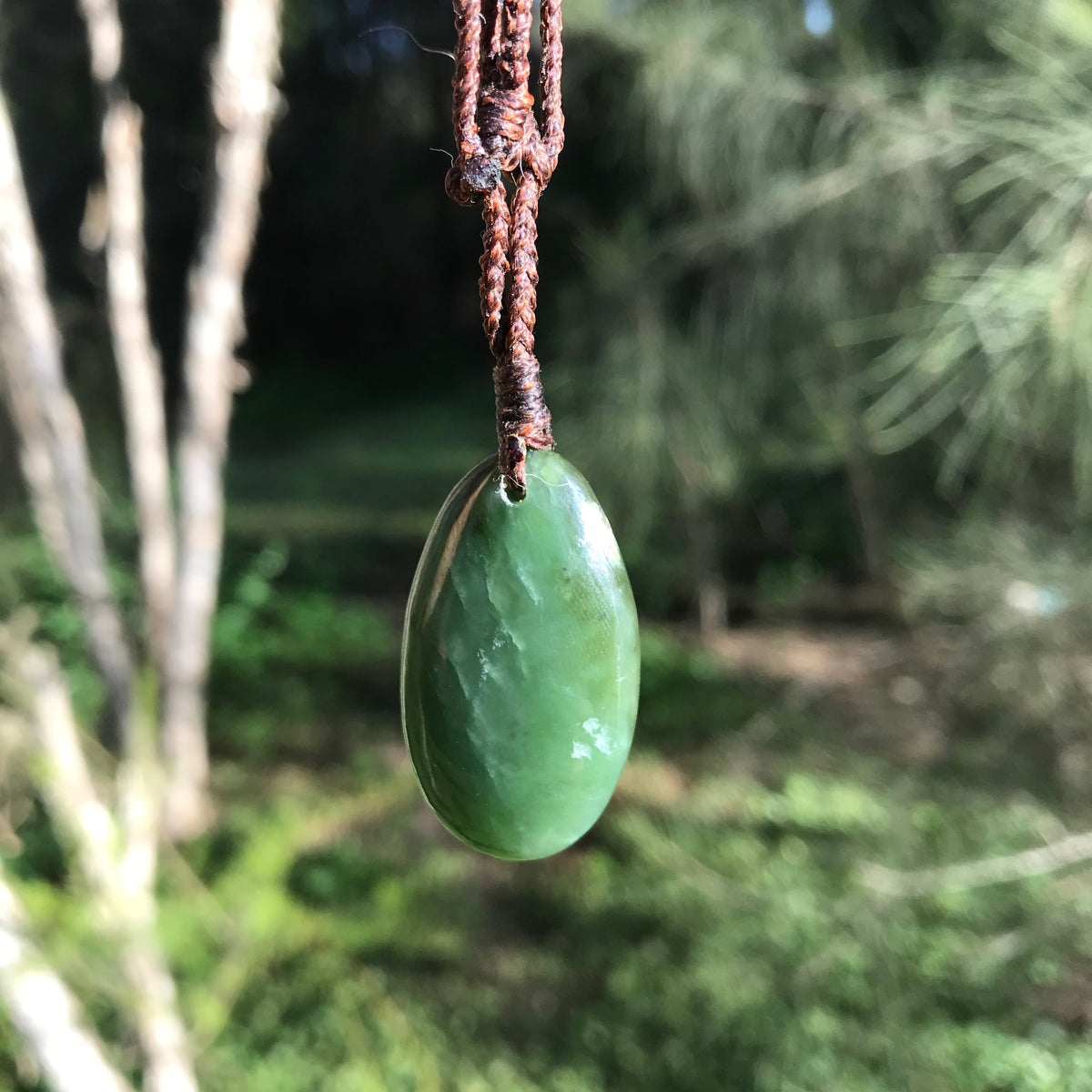 Teardrop pendant (Canadian jade)