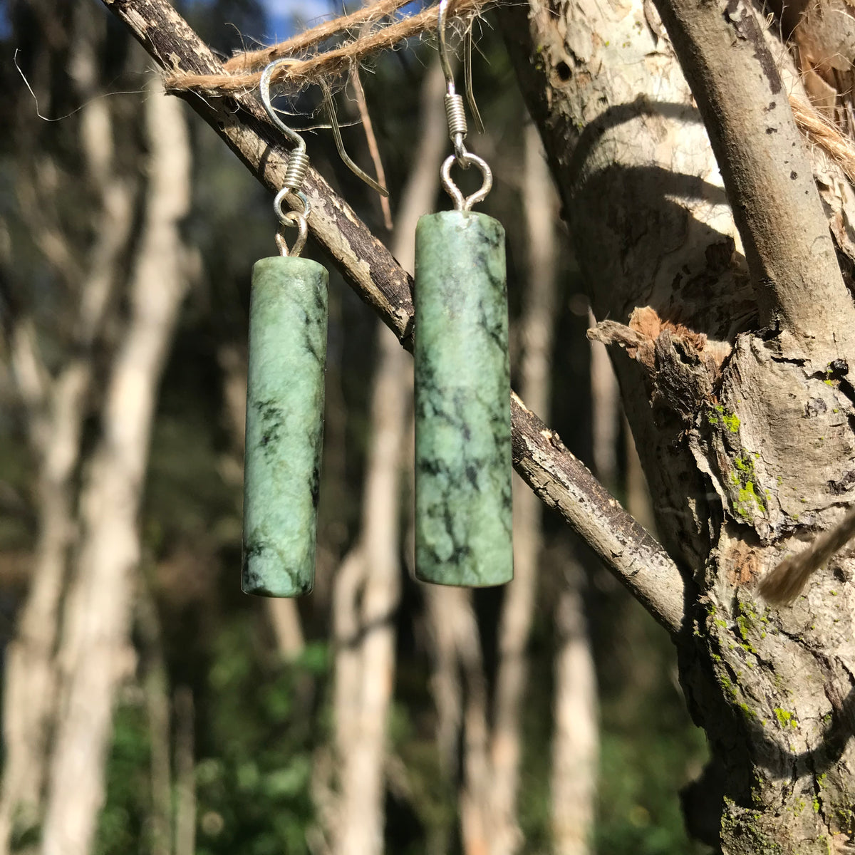 Cylinder earrings (New Zealand pounamu) – jewellery