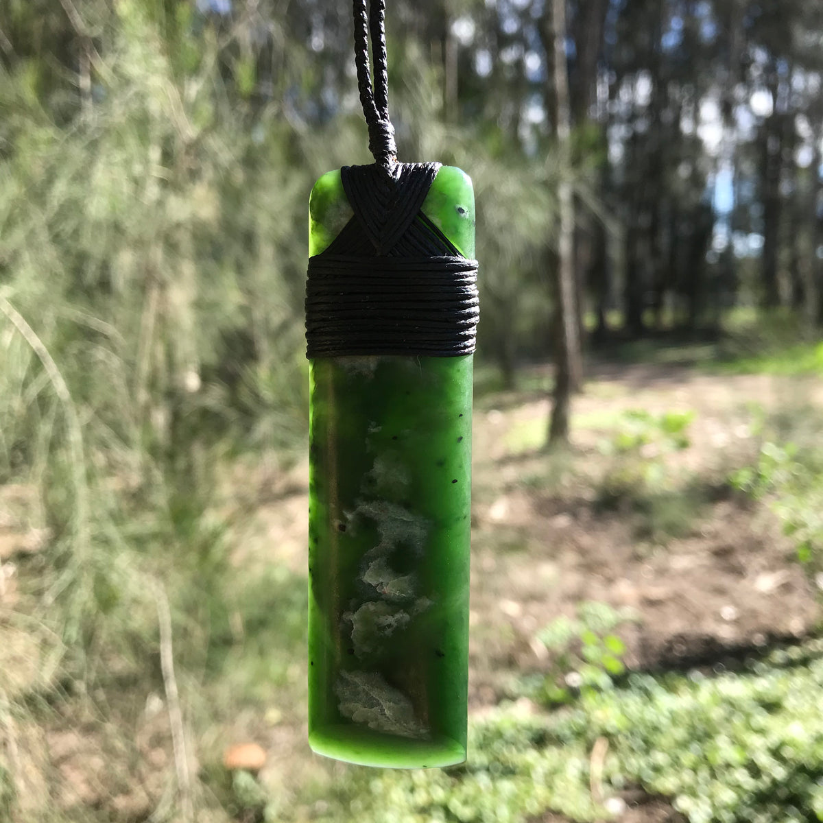 Toki (New Zealand jade) Pendant