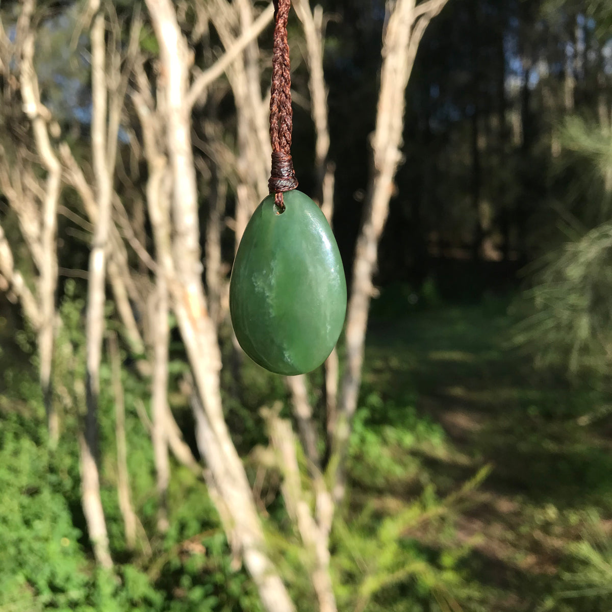 Teardrop pendant (Canadian jade)
