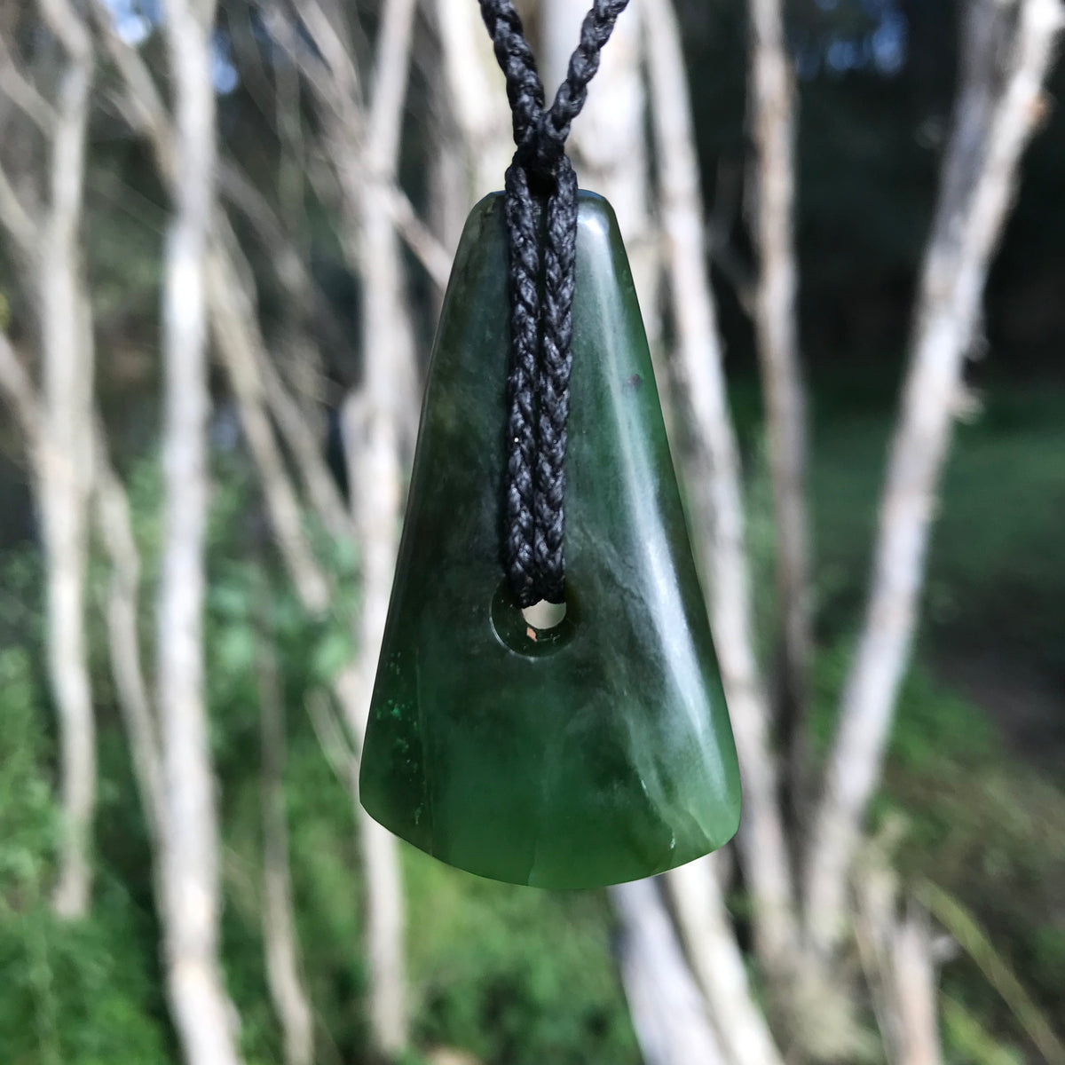 Toki (New Zealand jade) Pendant – jewellery